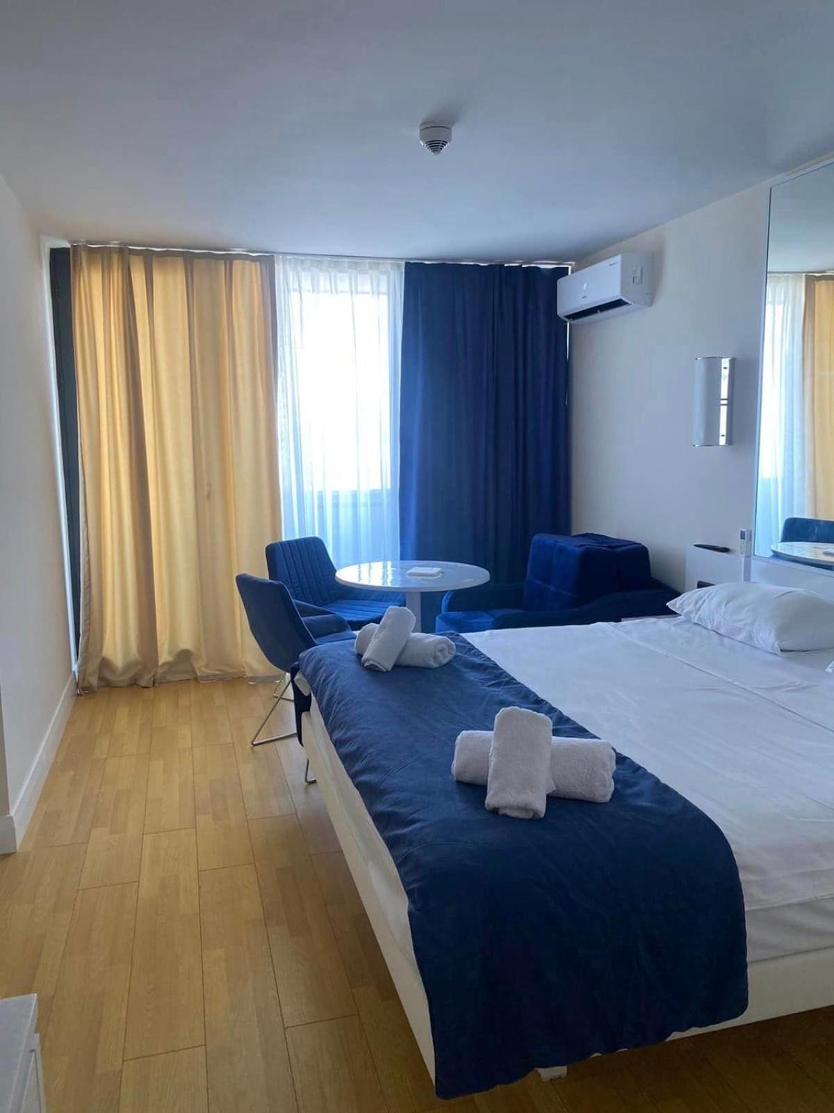 Suites Orbi City Aparthotel Batumi Zewnętrze zdjęcie