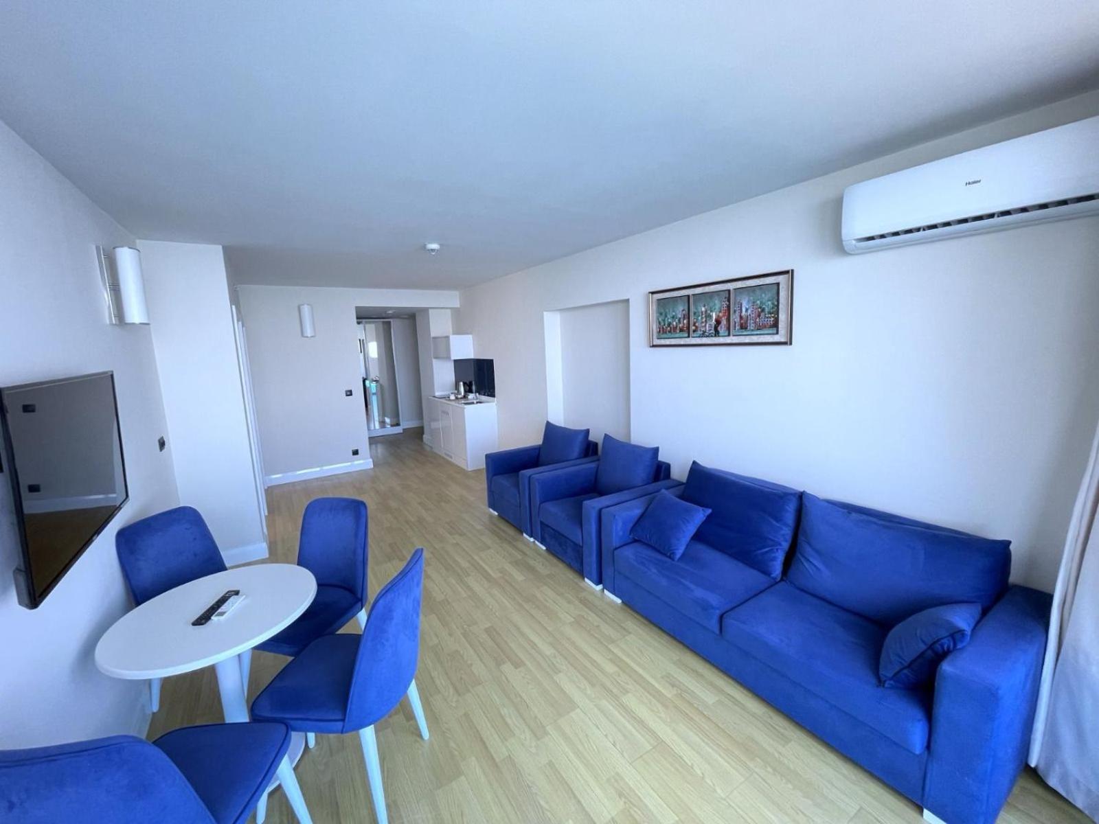 Suites Orbi City Aparthotel Batumi Zewnętrze zdjęcie