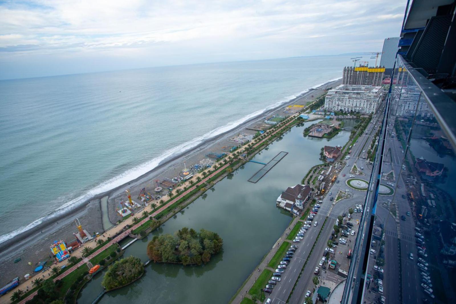Suites Orbi City Aparthotel Batumi Zewnętrze zdjęcie