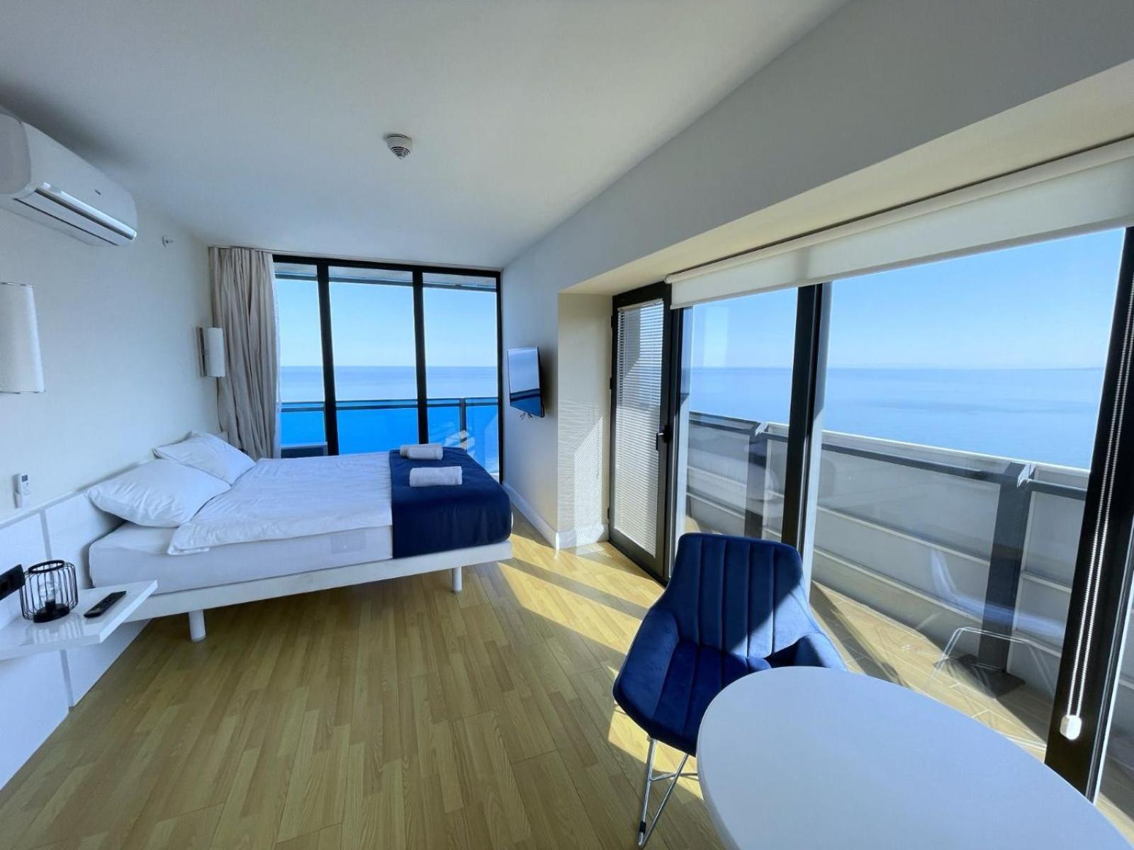Suites Orbi City Aparthotel Batumi Zewnętrze zdjęcie