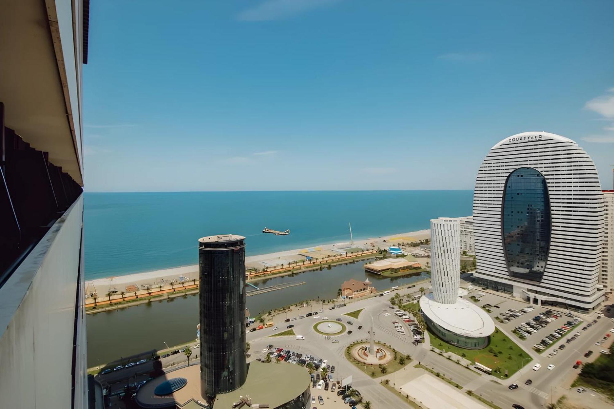 Suites Orbi City Aparthotel Batumi Zewnętrze zdjęcie